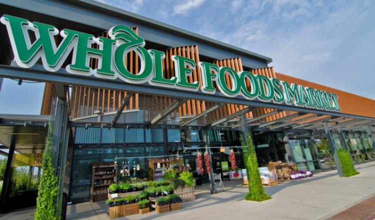 compra los supermercados Whole Foods por 13.700 millones de dólares, Economía